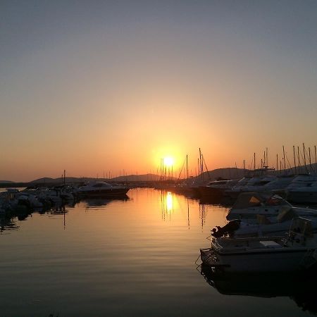 In The World Hotel Alghero Luaran gambar