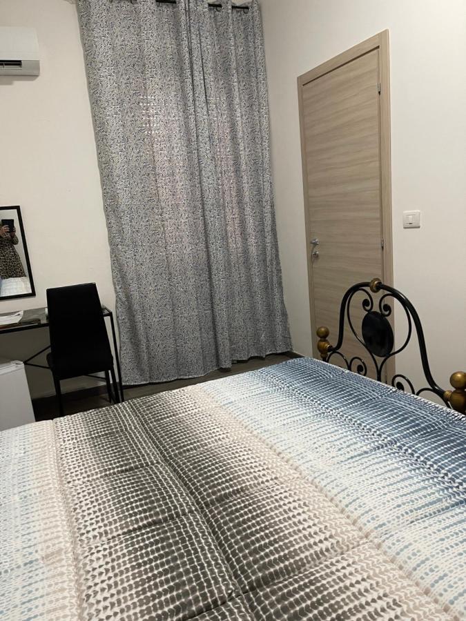In The World Hotel Alghero Luaran gambar
