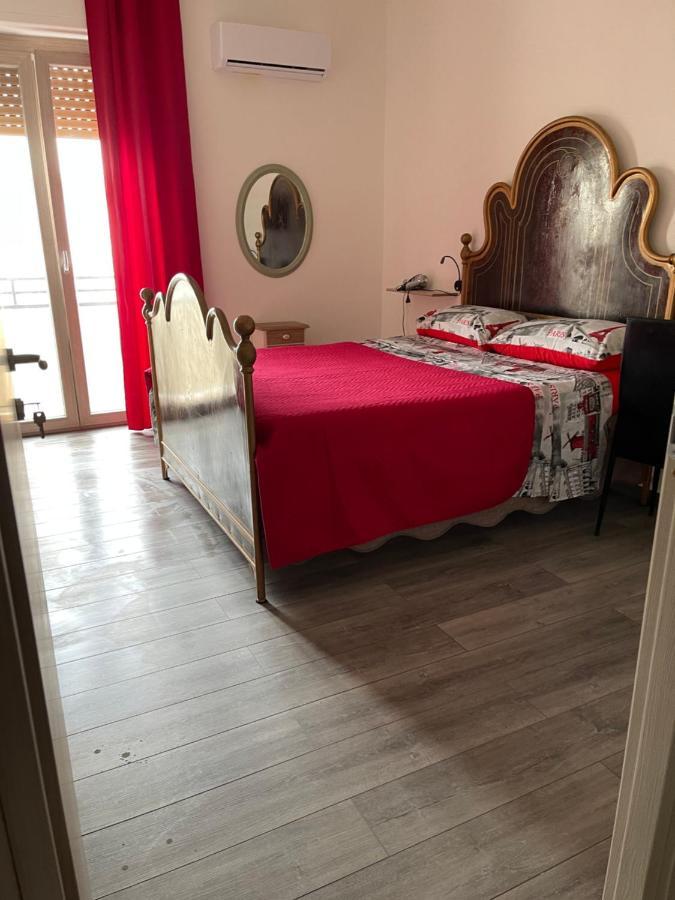 In The World Hotel Alghero Luaran gambar