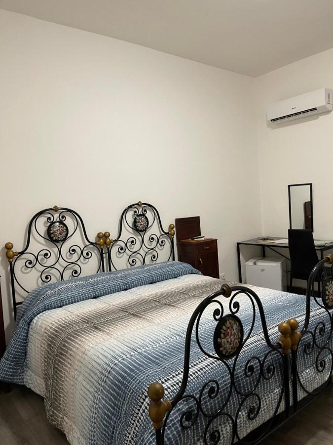 In The World Hotel Alghero Luaran gambar
