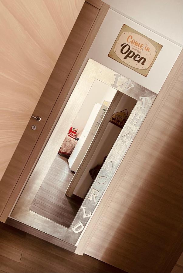 In The World Hotel Alghero Luaran gambar