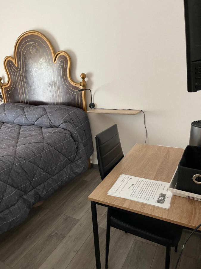 In The World Hotel Alghero Luaran gambar