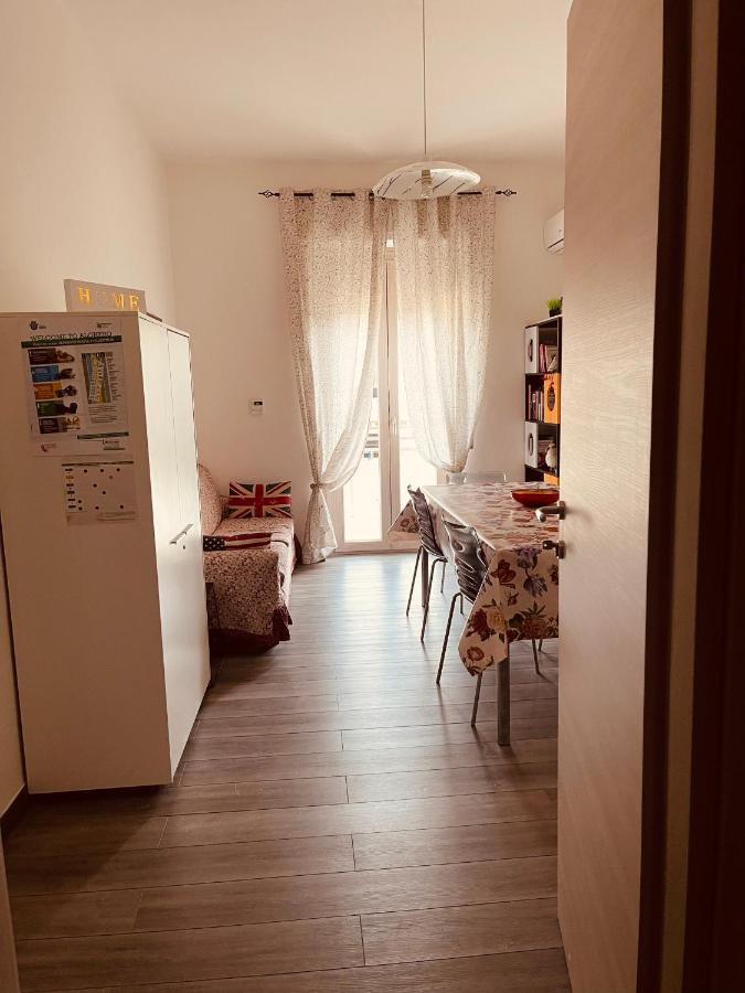 In The World Hotel Alghero Luaran gambar